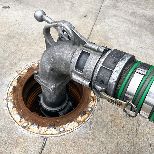 Dixon Bayco drop elbow in action